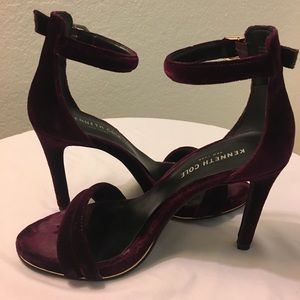 Kenneth Cole High Heel